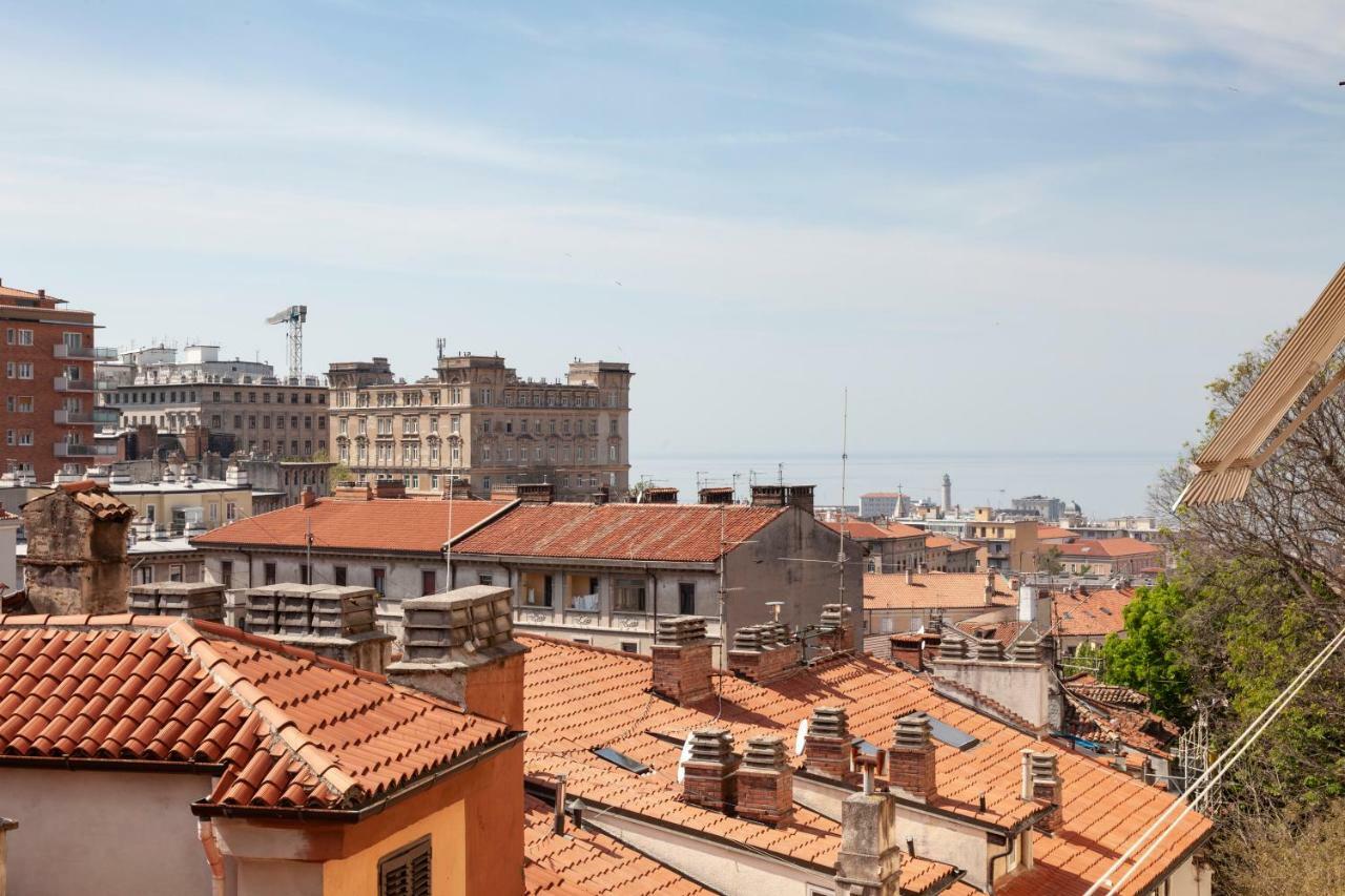 Appartement Casacuadra San Giusto à Trieste Extérieur photo